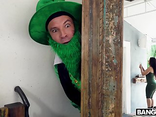 St Patrick's day goes better than planned and hot Latina fucks distractedly